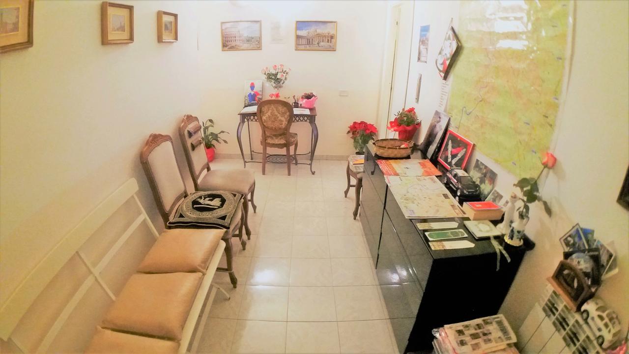 Walkincenter Bed & Breakfast Рим Екстериор снимка