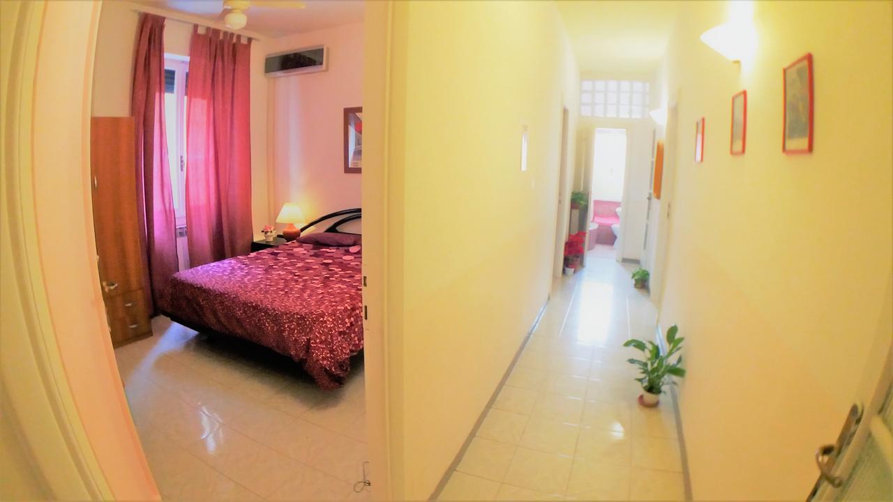 Walkincenter Bed & Breakfast Рим Екстериор снимка