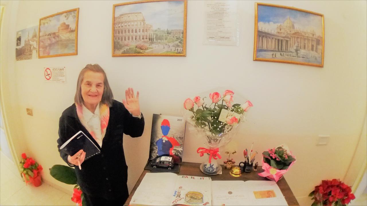 Walkincenter Bed & Breakfast Рим Екстериор снимка