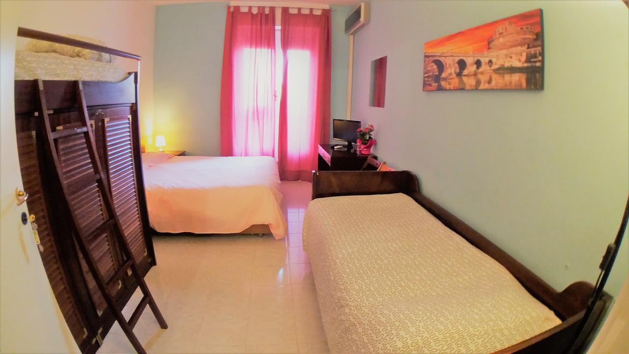 Walkincenter Bed & Breakfast Рим Екстериор снимка